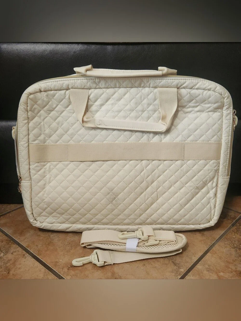 Bagsmart Quilted 17.3